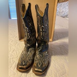 Corral Cowgirl boots